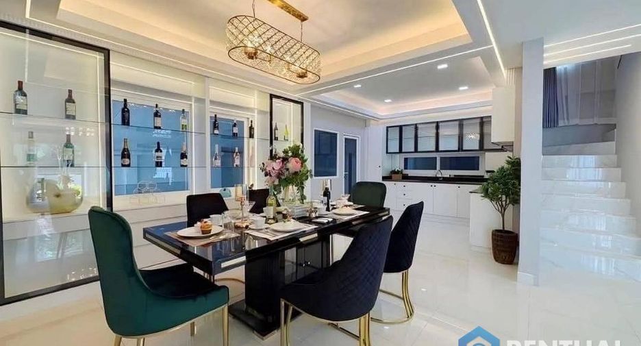 Haus zum Kauf mit 5 Zimmer in Bang Lamung, Chonburi