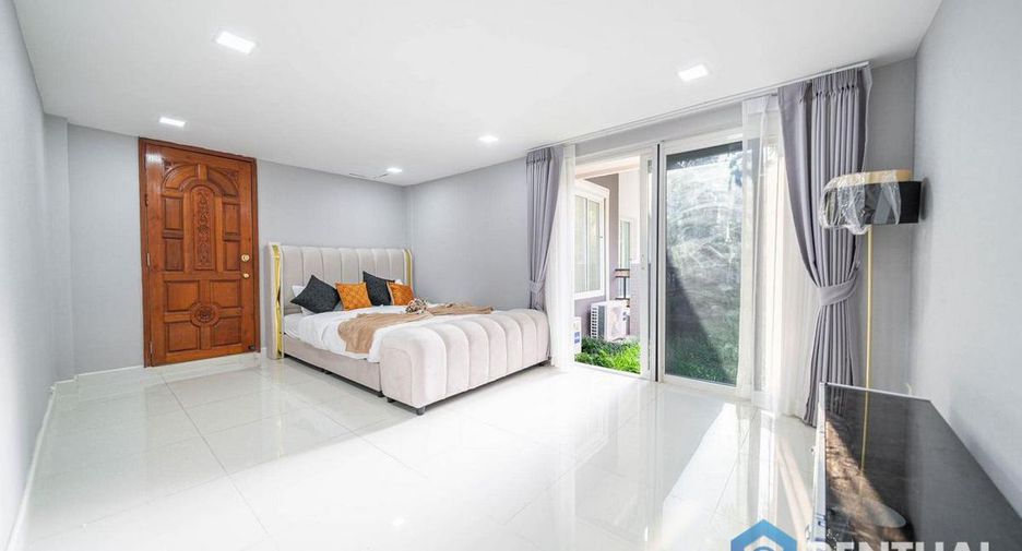 Haus zum Kauf mit 5 Zimmer in Bang Lamung, Chonburi