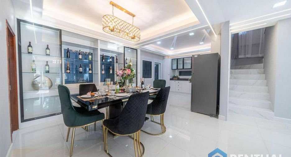 Haus zum Kauf mit 5 Zimmer in Bang Lamung, Chonburi