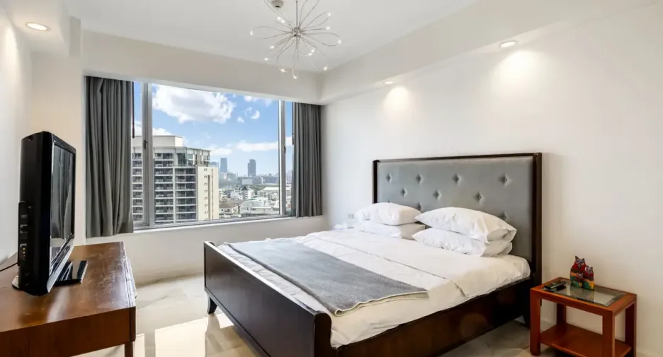 À louer 2 chambres condo à Pathum Wan, Bangkok