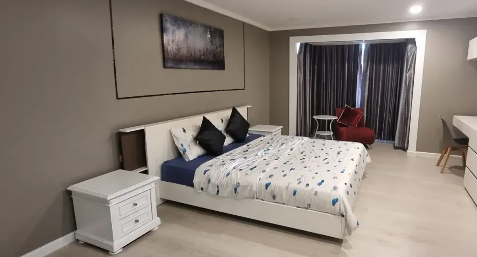 Wohnung zum Kauf mit 1 Zimmer in Khlong Toei, Bangkok