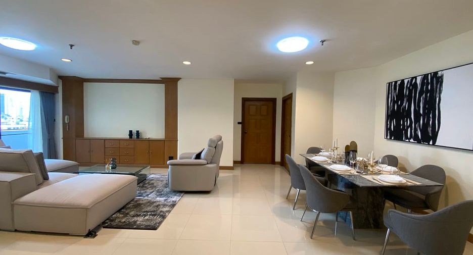 For sale 3 ベッドルーム condo in Watthana, Bangkok
