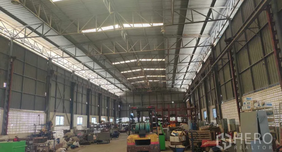 For sale warehouse in Nikhom Phatthana, Rayong