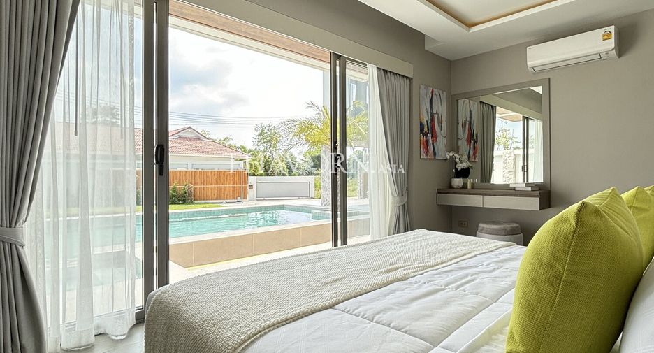 Casa en venta de 7 habitaciones en Bang Lamung, Chonburi