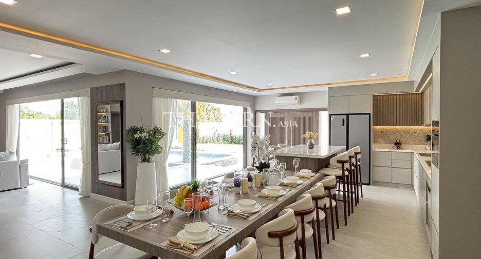 Casa en venta de 7 habitaciones en Bang Lamung, Chonburi
