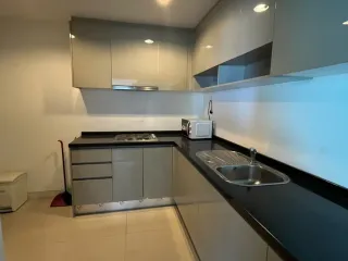 For rent 3 bed condo in Huai Khwang, Bangkok
