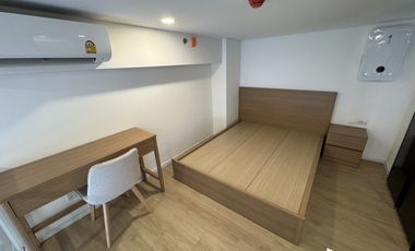 For rent 1 bed condo in Huai Khwang, Bangkok