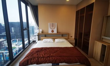 For rent 2 bed condo in Huai Khwang, Bangkok