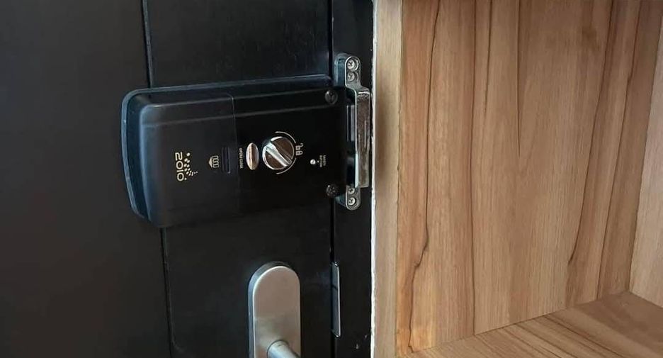For rent 1 bed condo in Huai Khwang, Bangkok