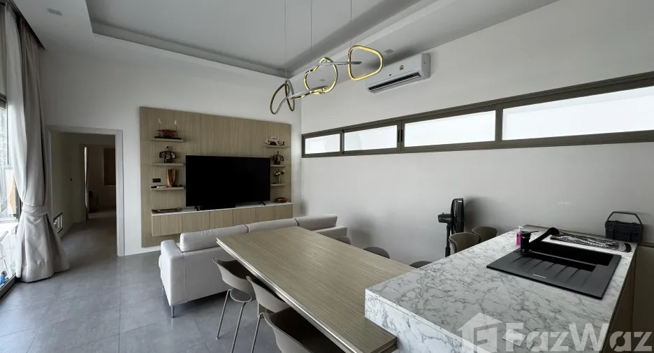 For rent 4 bed villa in Mueang Phuket, Phuket