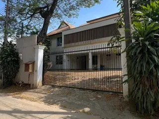 For rent 20 bed hotel in Mueang Chiang Mai, Chiang Mai