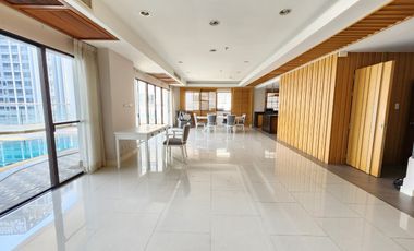 For rent 3 bed condo in Khlong Toei, Bangkok