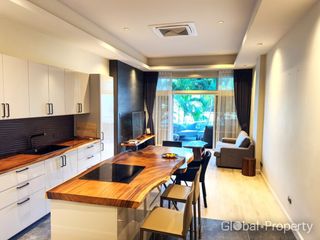 For rent and for sale 2 bed condo in Pratumnak, Pattaya