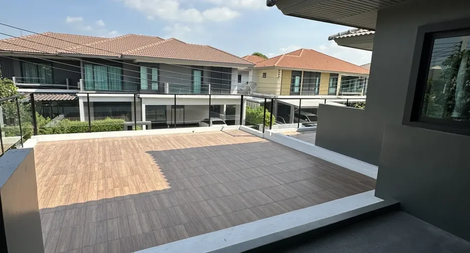 For sale 4 ベッドルーム house in Lam Luk Ka, Pathum Thani