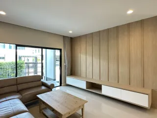 Haus zum Kauf mit 4 Zimmer in Lam Luk Ka, Pathum Thani