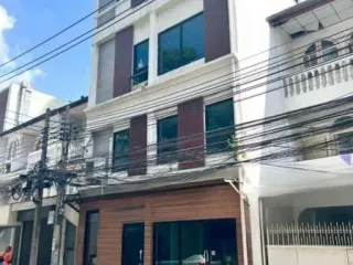 Gewerbefläche zur Miete in Watthana, Bangkok