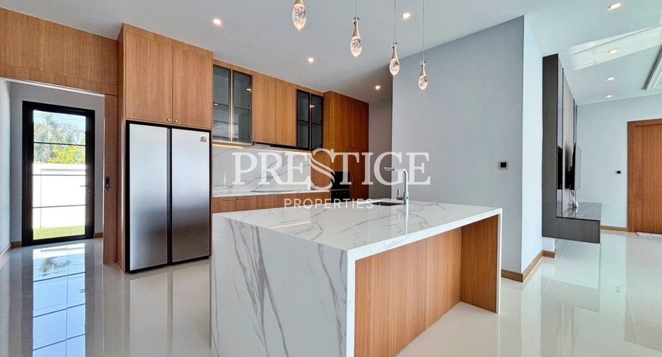Haus zum Kauf mit 3 Zimmer in Bang Lamung, Chonburi