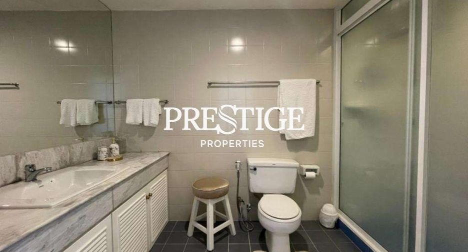 For rent 2 bedrooms condo in Bang Lamung, Chonburi