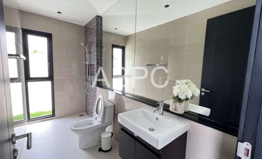 Haus zum Kauf mit 4 Zimmer in Bang Lamung, Chonburi