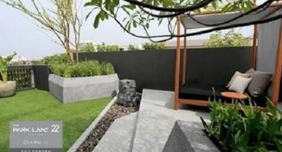 For rent 3 bedrooms house in Watthana, Bangkok