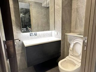 For sale 3 Beds condo in Huai Khwang, Bangkok