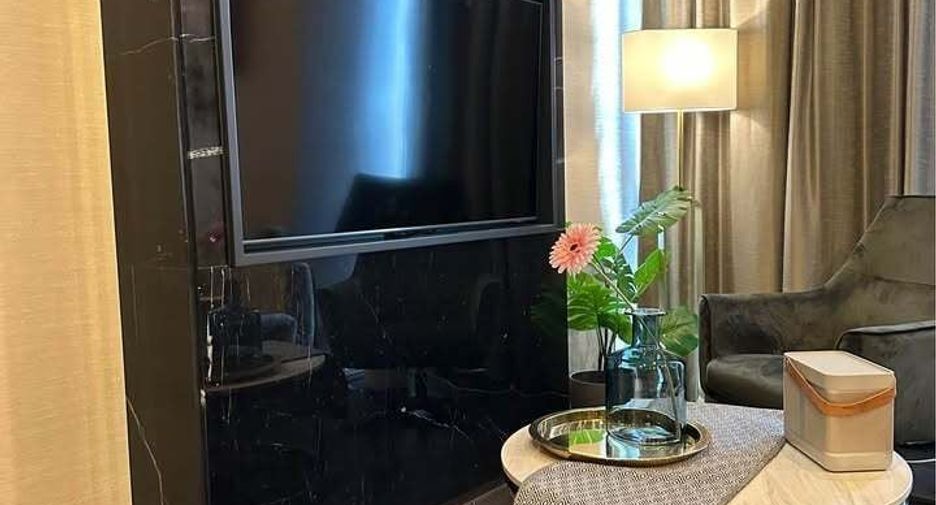 For rent 1 bed condo in Khlong Toei, Bangkok