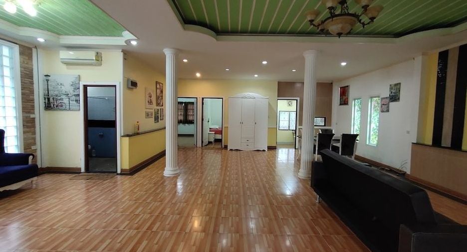 For sale 2 bed house in Sattahip, Chonburi