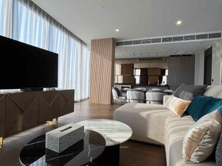 For rent 3 Beds condo in Watthana, Bangkok