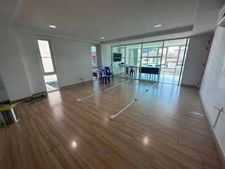 For rent 1 bed office in Phra Khanong, Bangkok