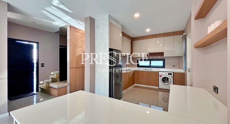 For sale 3 bedrooms house in Bang Lamung, Chonburi