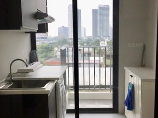 For sale 1 Beds condo in Chom Thong, Bangkok