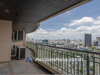 For rent 3 bed apartment in Sathon, Bangkok