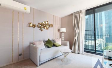 For sale 2 bed condo in Watthana, Bangkok