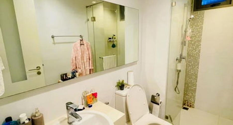 For sale and for rent 2 bed condo in Sathon, Bangkok