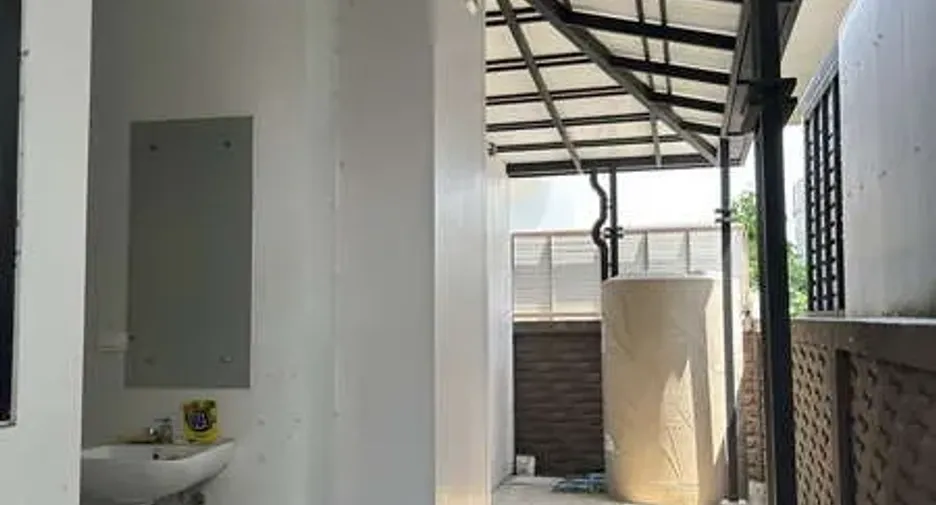 For sale 4 bedrooms house in Lam Luk Ka, Pathum Thani
