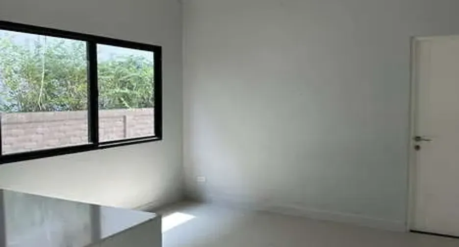 For sale 4 bedrooms house in Lam Luk Ka, Pathum Thani
