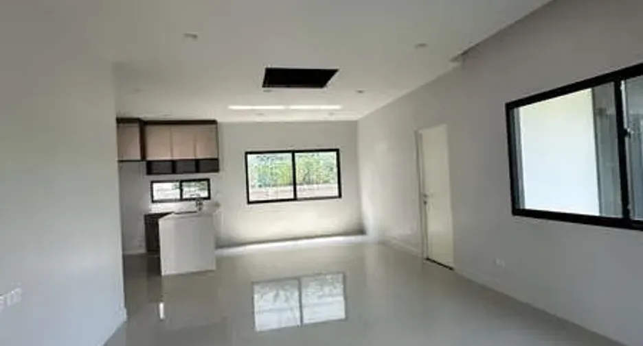For sale 4 bedrooms house in Lam Luk Ka, Pathum Thani