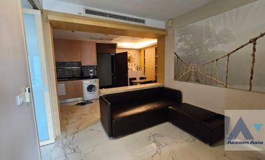For sale 2 bed condo in Khlong Toei, Bangkok