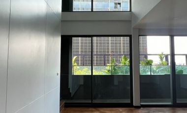 For sale 3 bed condo in Khlong Toei, Bangkok
