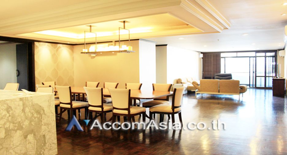 For rent 4 bed condo in Watthana, Bangkok