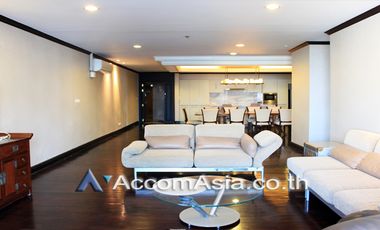 For rent 4 bed condo in Watthana, Bangkok