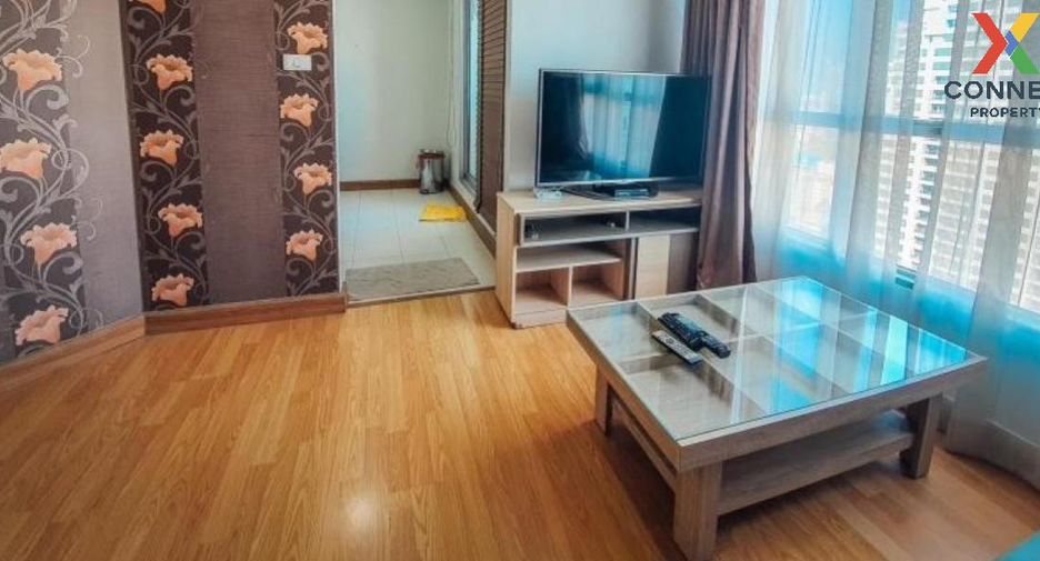 For sale 2 bed condo in Khlong Toei, Bangkok