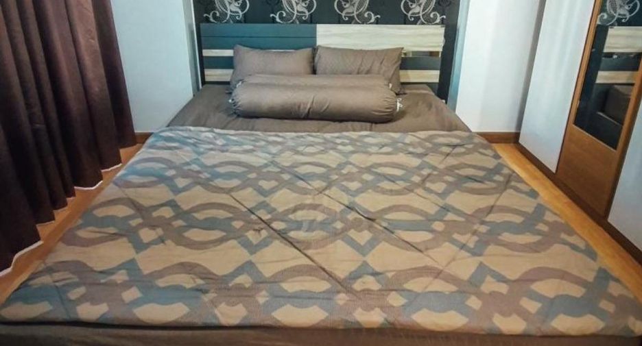 For sale 2 bed condo in Khlong Toei, Bangkok