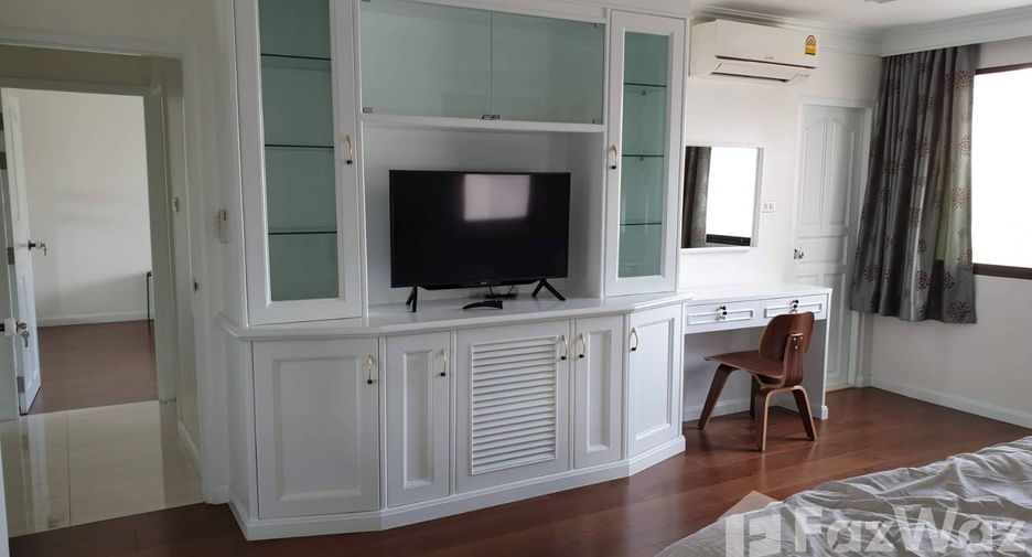 For rent 2 Beds condo in Khlong Toei, Bangkok