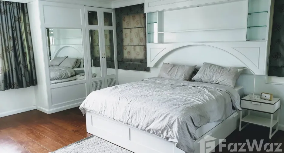 For rent 2 Beds condo in Khlong Toei, Bangkok