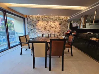 For rent 4 bed condo in Hua Hin, Prachuap Khiri Khan