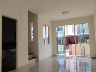 For rent 3 Beds townhouse in Thung Khru, Bangkok