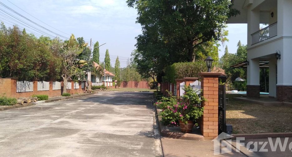 For sale 4 bed house in Hang Dong, Chiang Mai