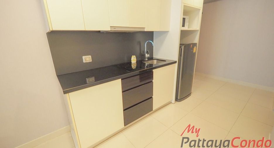 For sale スタジオ condo in Pratumnak, Pattaya