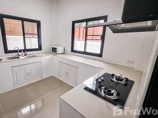 For rent 4 bed house in Saraphi, Chiang Mai